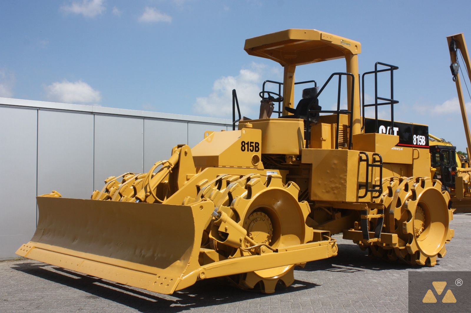 Compactador de Suelos Caterpillar 815B