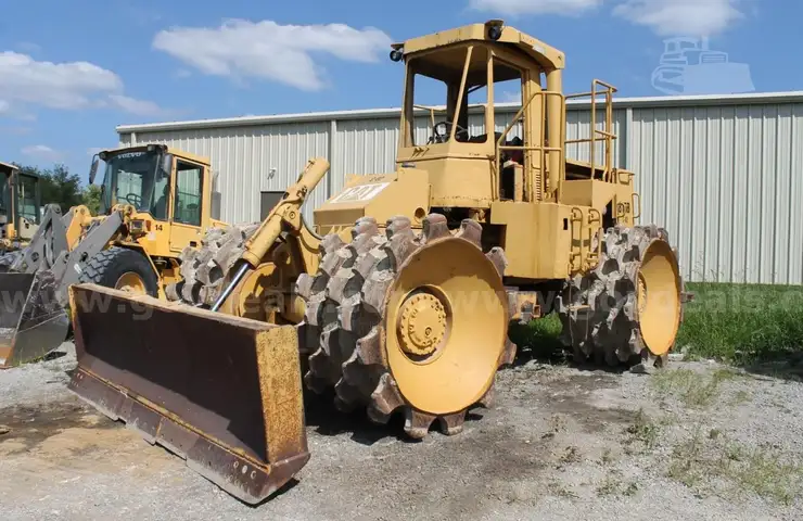 Compactador de Suelos Caterpillar 816B